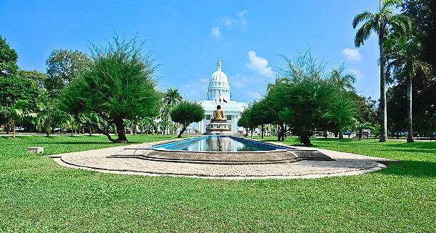 Viharamahadevi Park Colomo City Tour