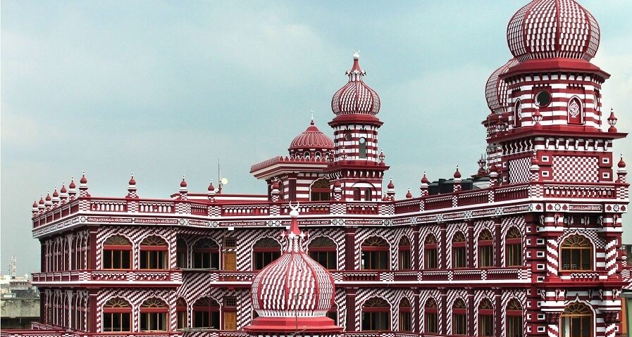 ​The Red Mosque Colombo City Tour e1768589187949
